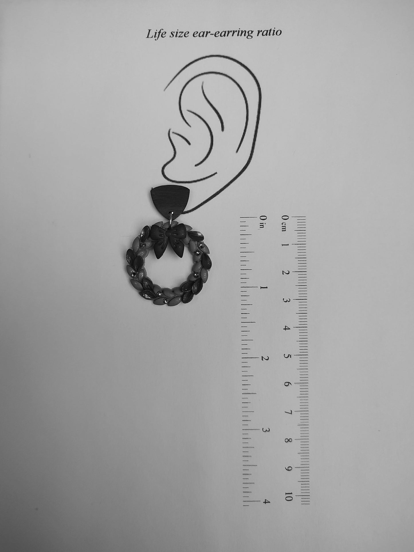 Wreath Earrings - Classic