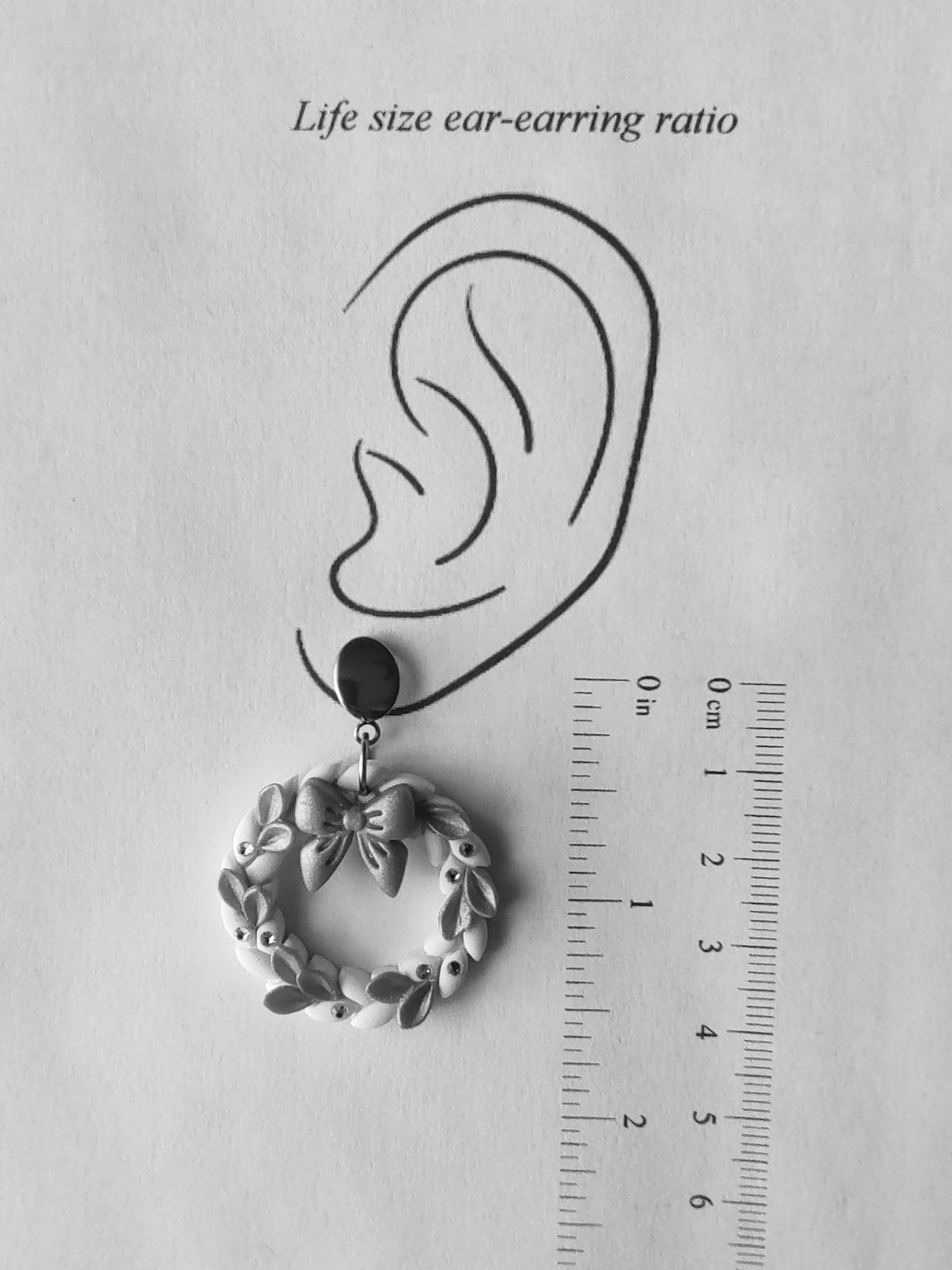 Wreath Earrings - Crystal Pink