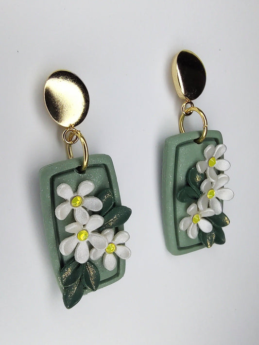 Daisy Earrings (short)