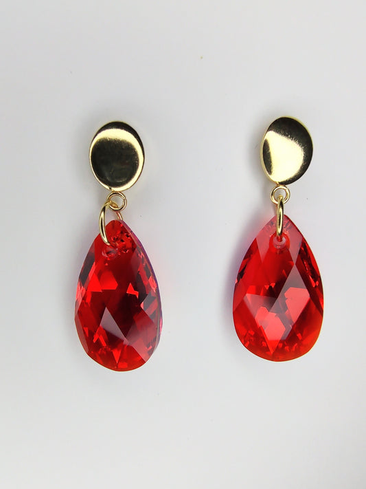 Pear Crystal Earrings - Light Siam