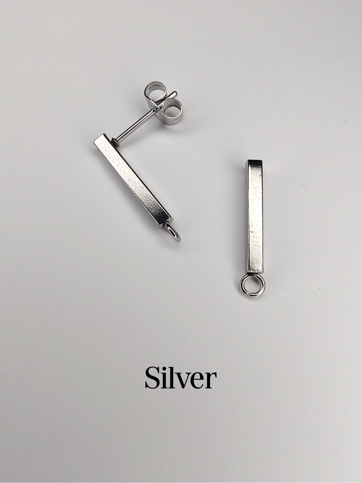 Rivoli Cluster Crystal Earrings - Chrysolite Opal