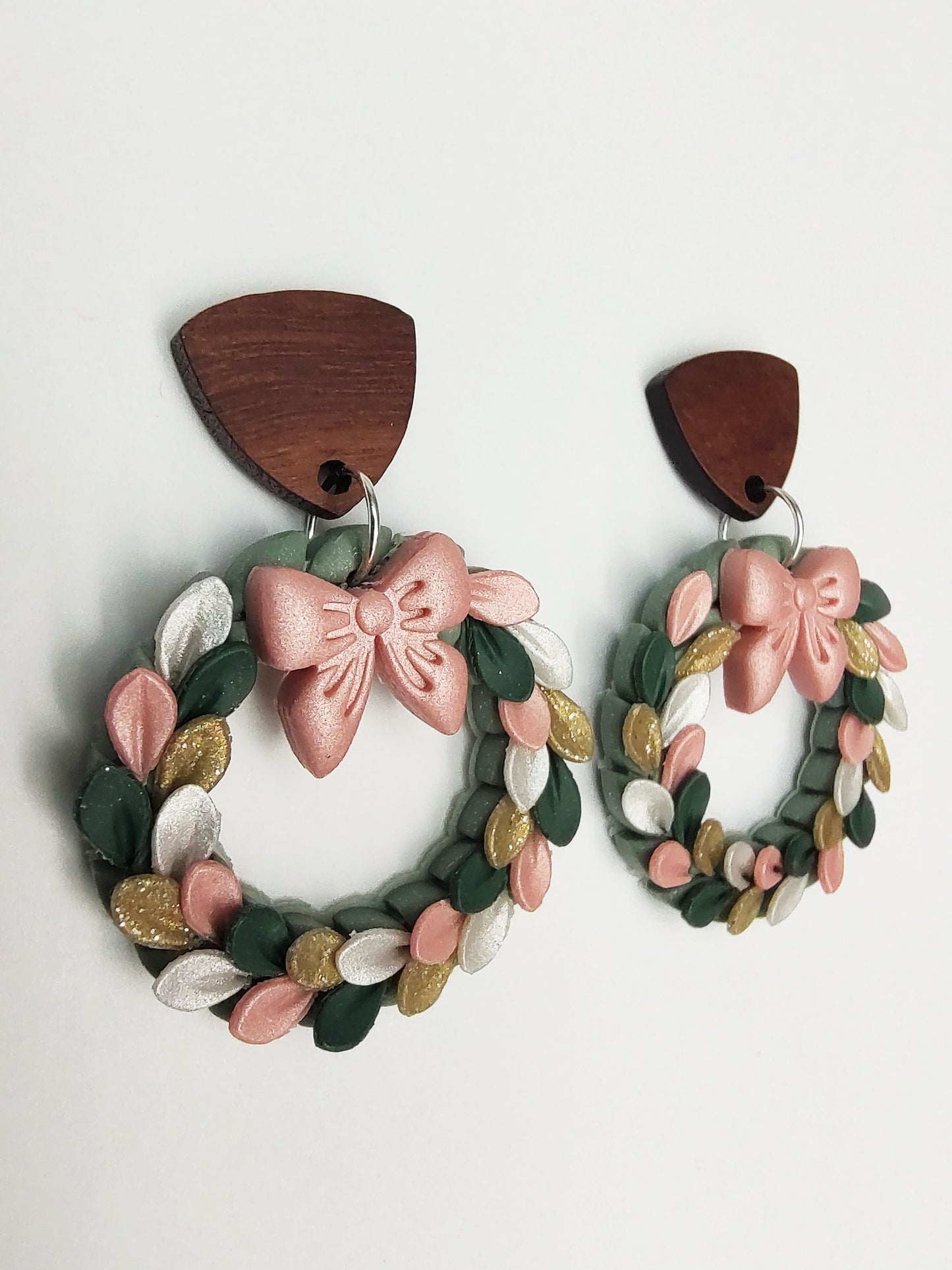 Wreath Earrings - Pink