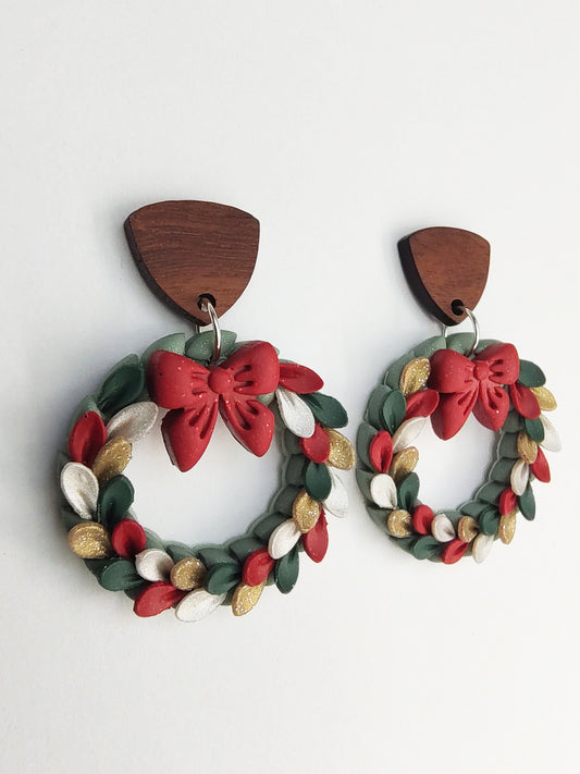 Wreath Earrings - Red