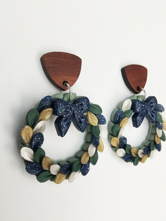 Wreath Earrings - Dark Blue