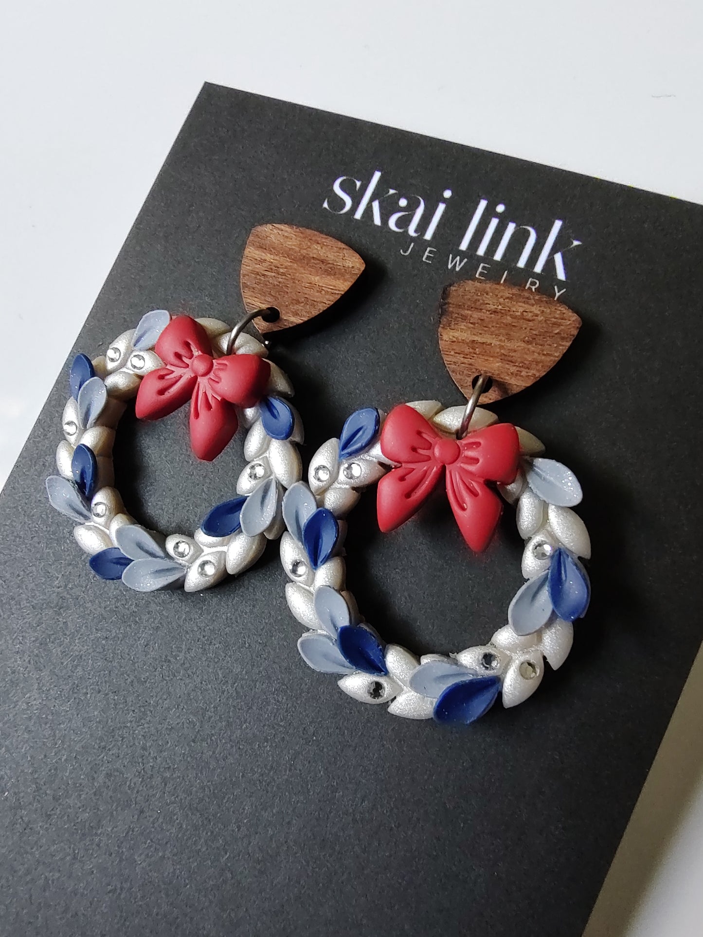 Wreath Earrings - Crystal Blue