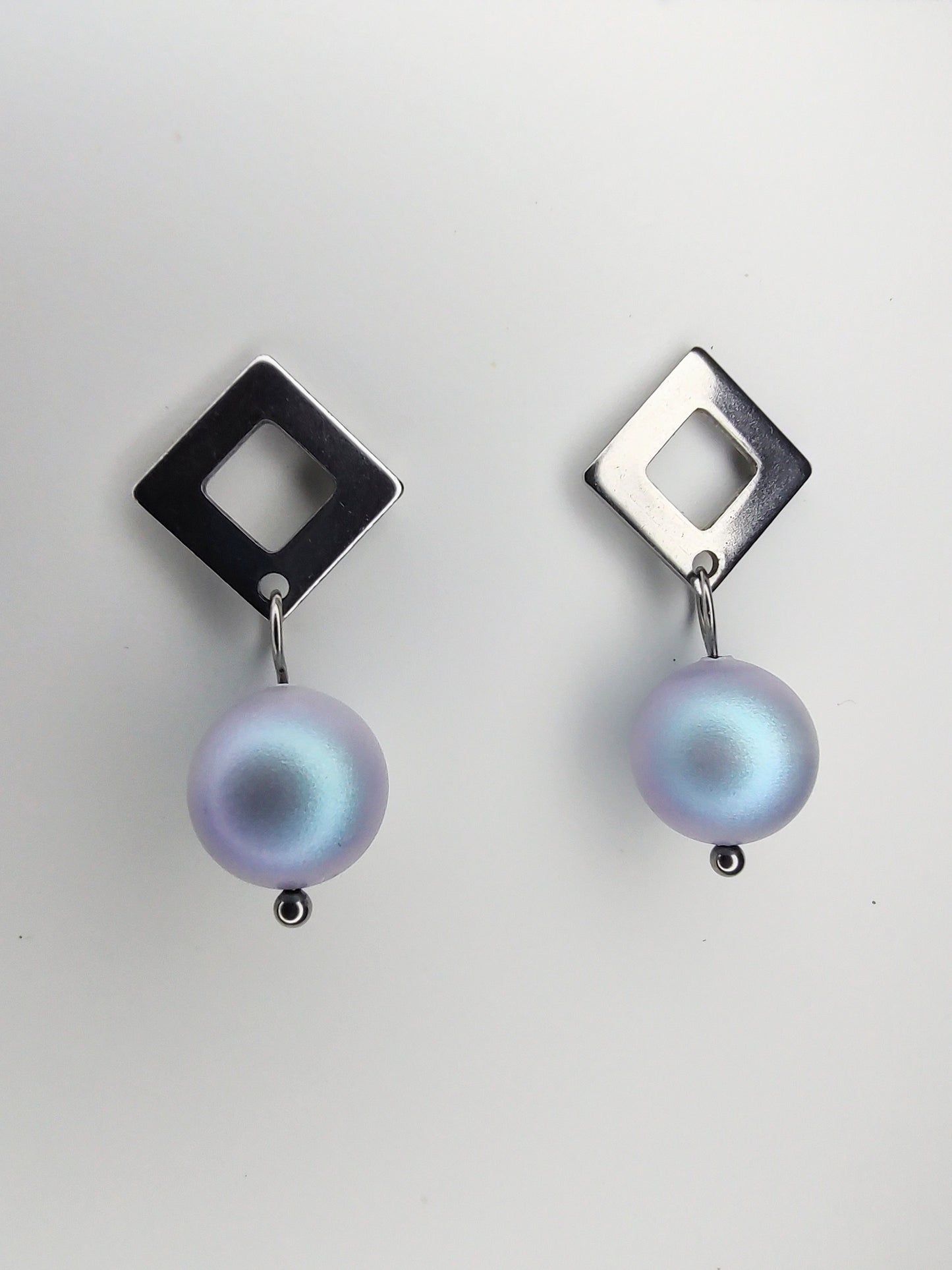 Pearl Square Earrings - Iridescent Light Blue