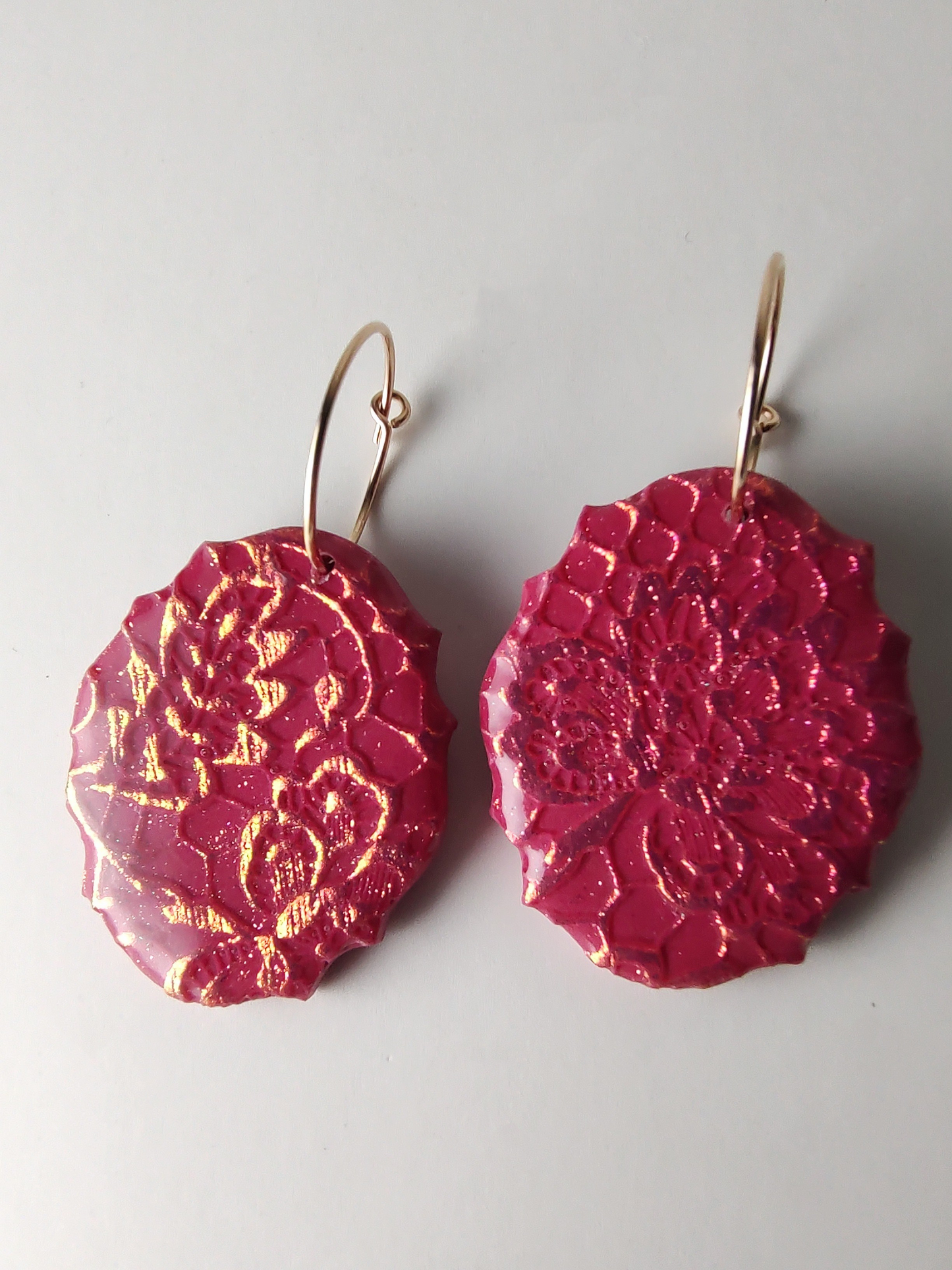 Color Shift Crimson Lace Earrings