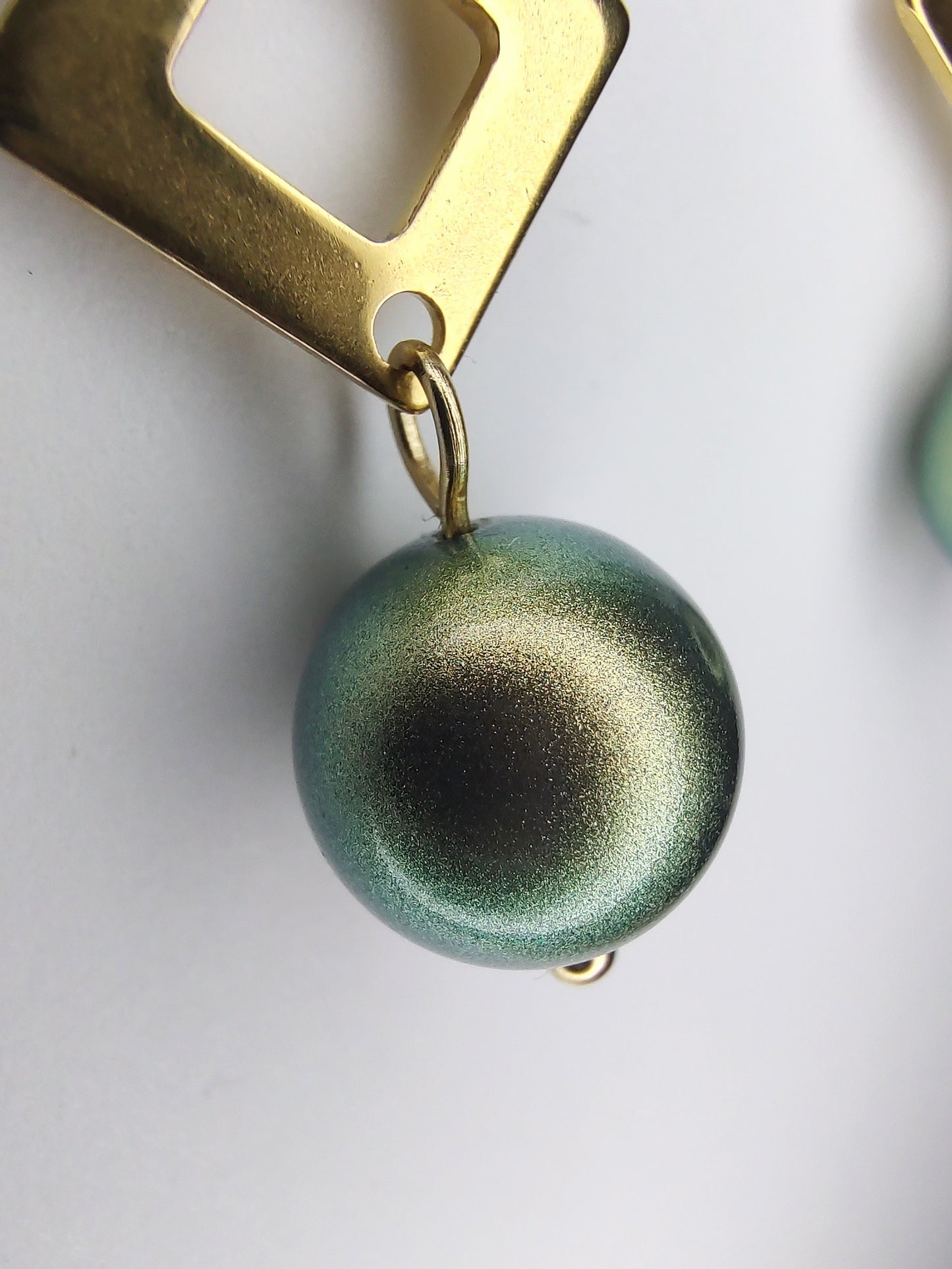 Pearl Square Earrings - Scarabaeus Green