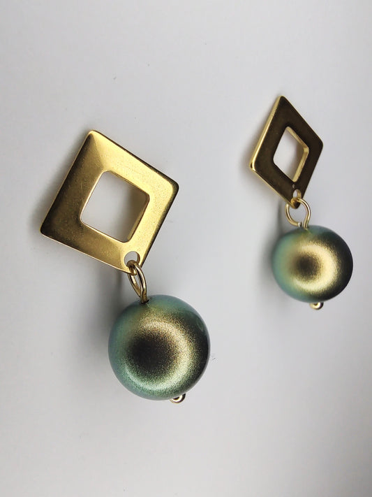Pearl Square Earrings - Scarabaeus Green