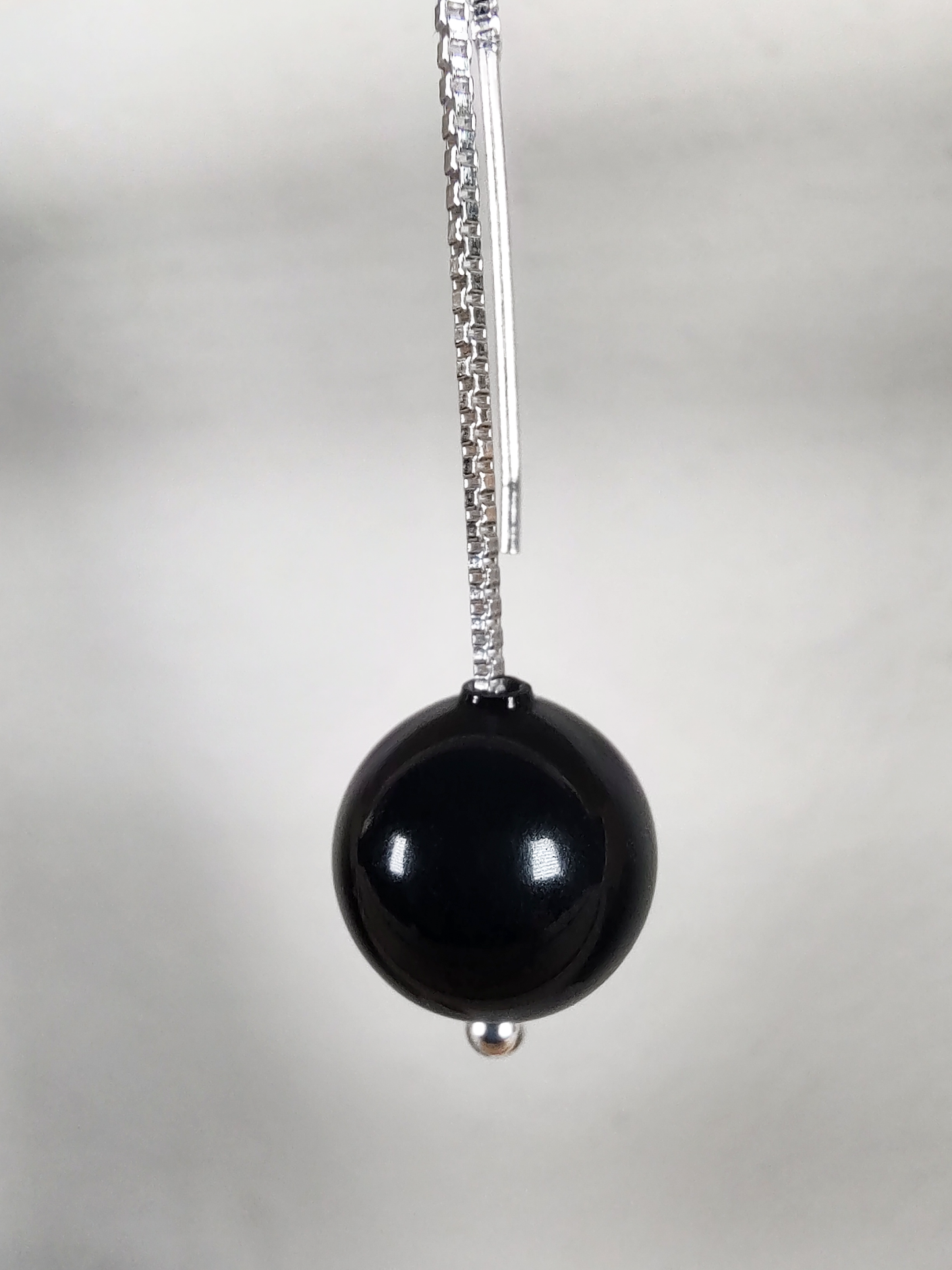 Pearl Mystic Black Earrings